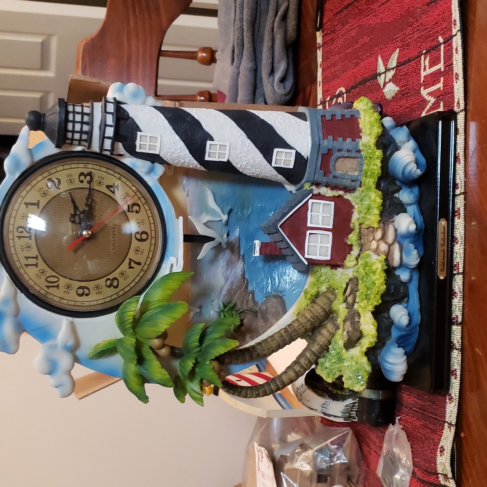 GOLDENVALE CLOCK COLLECTABLE 15" Tall by 9" wide